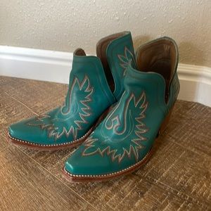 Ariat Dixon Booties
